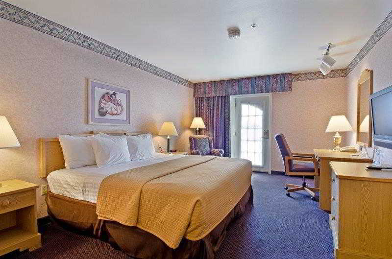 Best Western Kiva Inn Форт Коллинс Номер фото