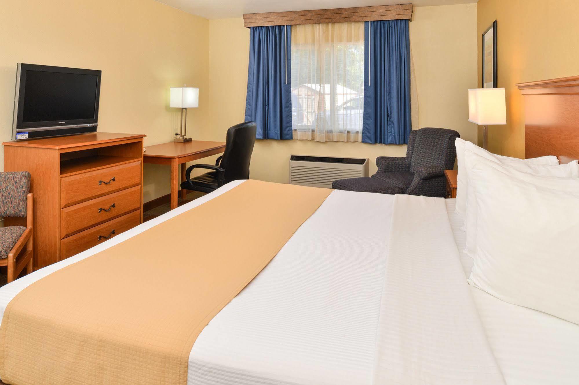Best Western Kiva Inn Форт Коллинс Экстерьер фото